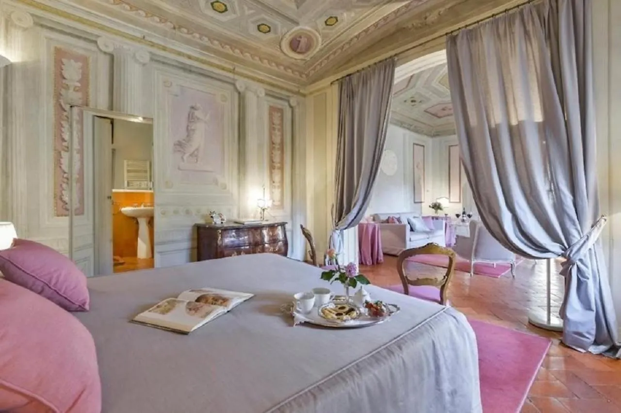 Maggio Frescoes By Vacavilla Floransa İtalya